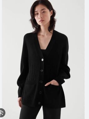 COS Black V-Neck Button-Front Cardigan 100% wool
